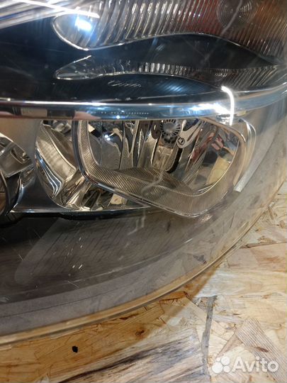 Фара левая галоген Mercedes Benz B-class W246