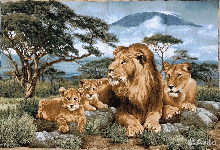 Картины на гобелене новые