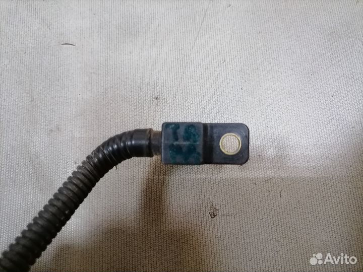 Датчик положения коленвала Suzuki Grand Vitara 2.0