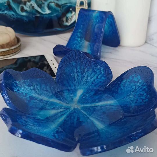 Подставка для телефона и тарелочка