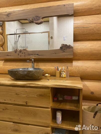 Зеркало в раме из массива эксклюзив