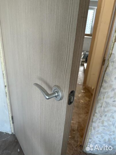 Двери межкомнатные с коробкой