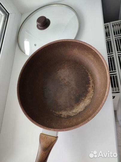 Сковорода и крышка 28см