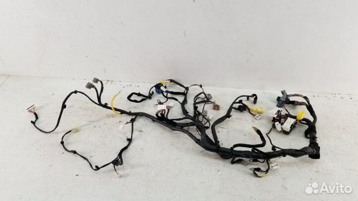 Проводка моторного отсека Kia Rio 4 X-line