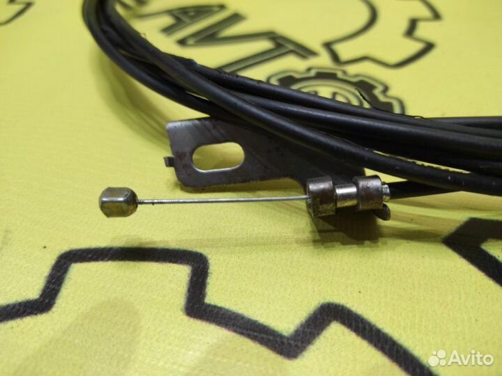 Тросик багажника Nissan Primera QP12 QG18DE