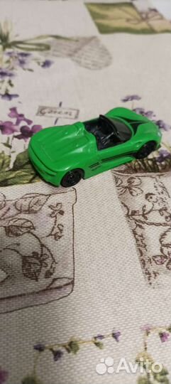 Машинка хот вил Порше 918 Спайдер