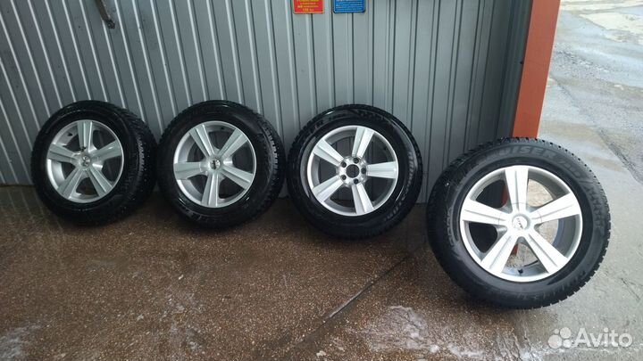 Bridgestone Ice Cruiser 7000 255/65 R17
