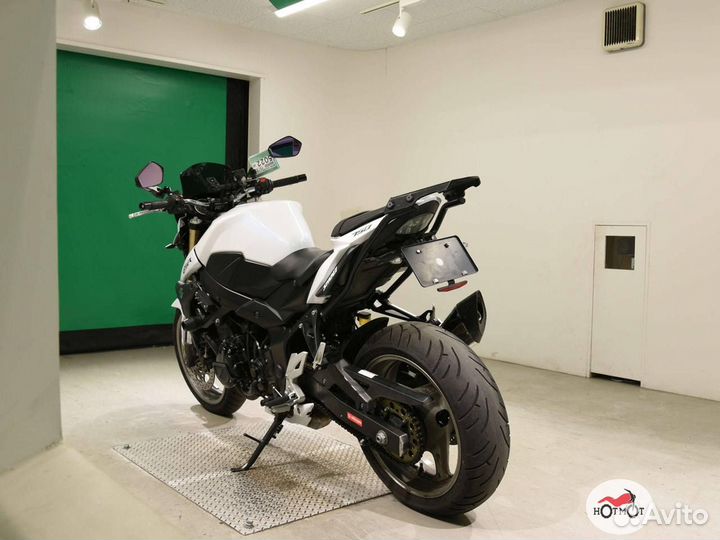 Suzuki GSR 750 2014г