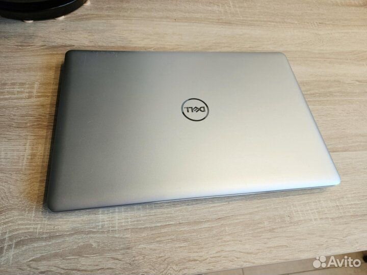 Мощный Dell 17.3 + 8GB + Nvidia GeForce 920M