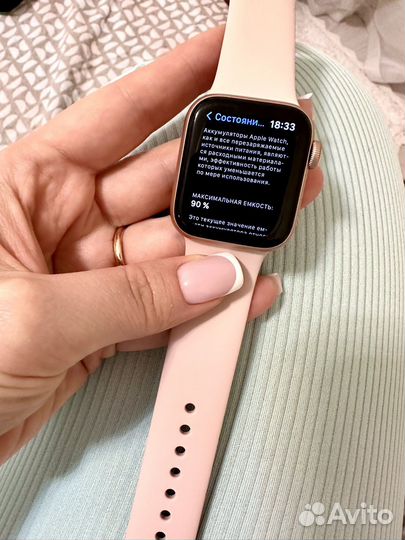 Apple watch series 5 SE 40mm 90% АКБ идеальные