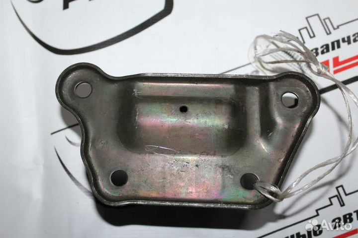 Подушка кпп mitsubishi dingo CQ1A 4G13 4G63 4G63-T 4G64 2WD MR554583 атм