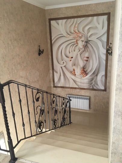 Дом 357 м² на участке 6 сот.