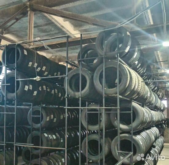 Goodyear Vector 4Seasons 225/45 R17 94P