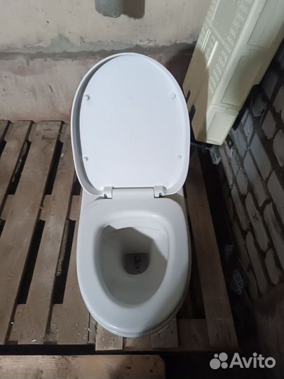 Инстоляция с унитазом бу