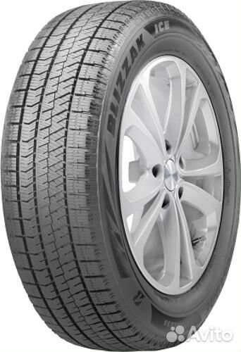 Bridgestone Blizzak Ice 205/50 R17 93H