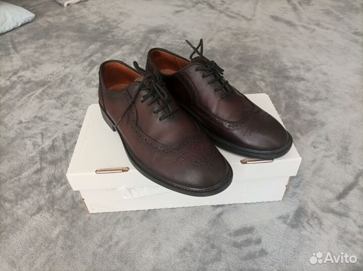 Коричневые кожаные туфли 40 размер
