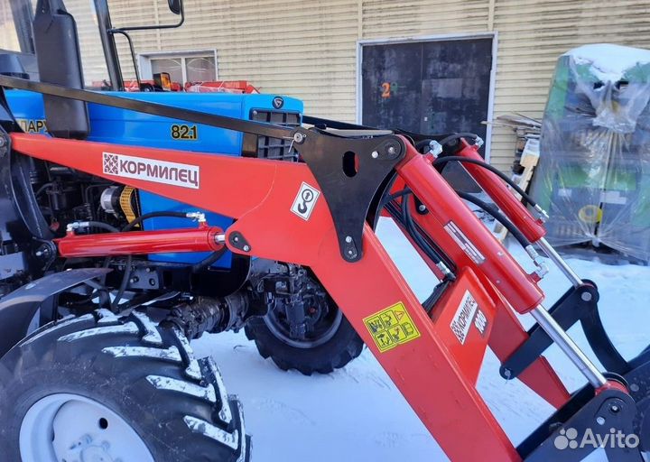 Погрузчик навесной кун Кормилец 1000кг для мтз