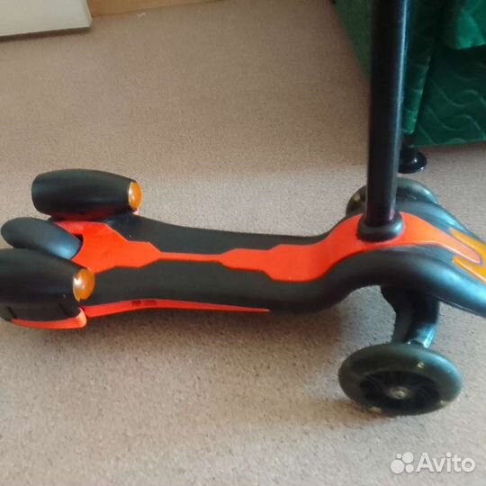 Самокат детский трехколесный