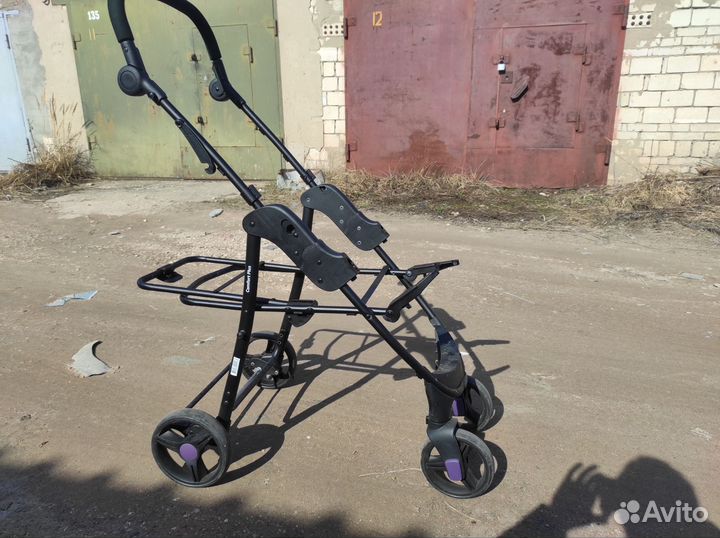 Прогулочная коляска на запчасти