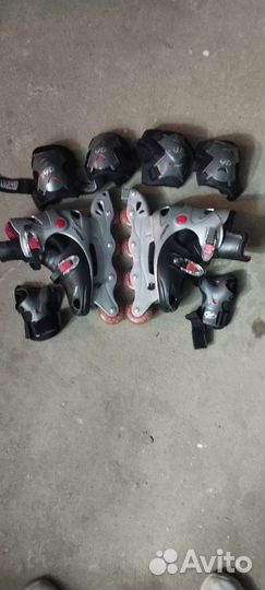 Роликовые коньки