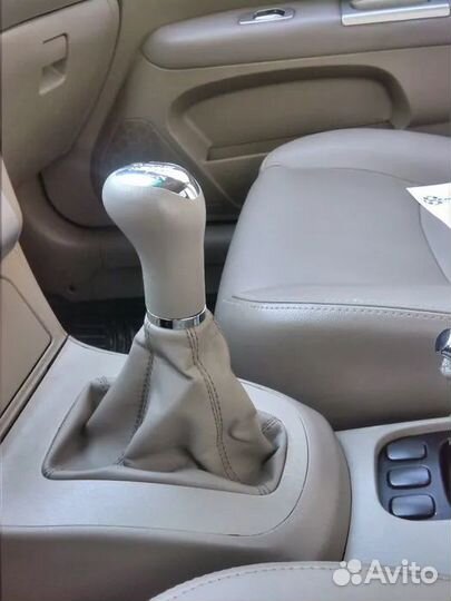 Чехол ручки кпп Chery Fora/Vortex Estina (бежевая)