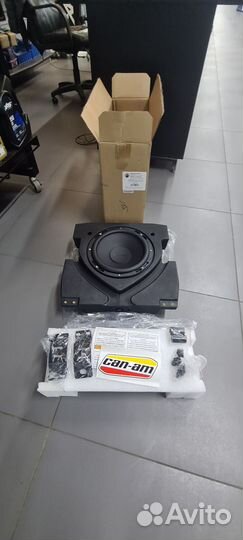 Сабвуфер BRP 715004956 на BRP Can-Am Maverick X3