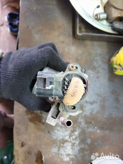 Дроссельная заслонка toyota