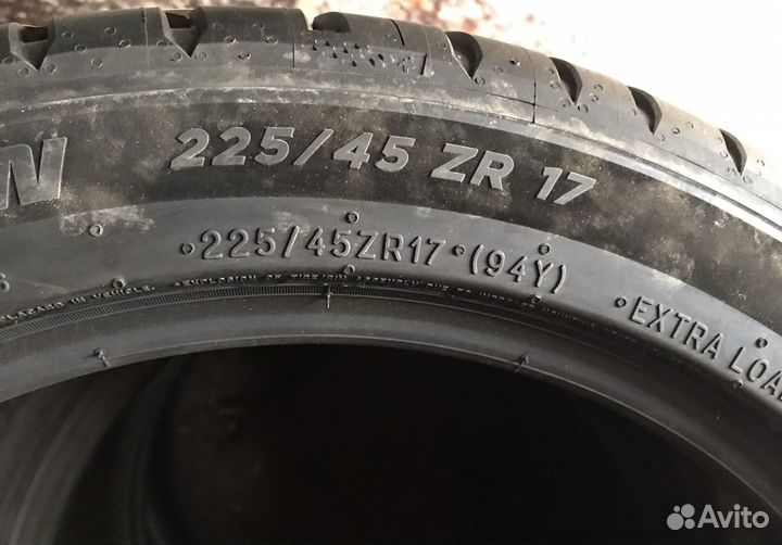 Michelin Pilot Sport 5 225/45 R17 94Y