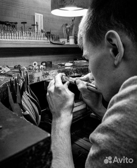 Ювелир - ученик ювелира