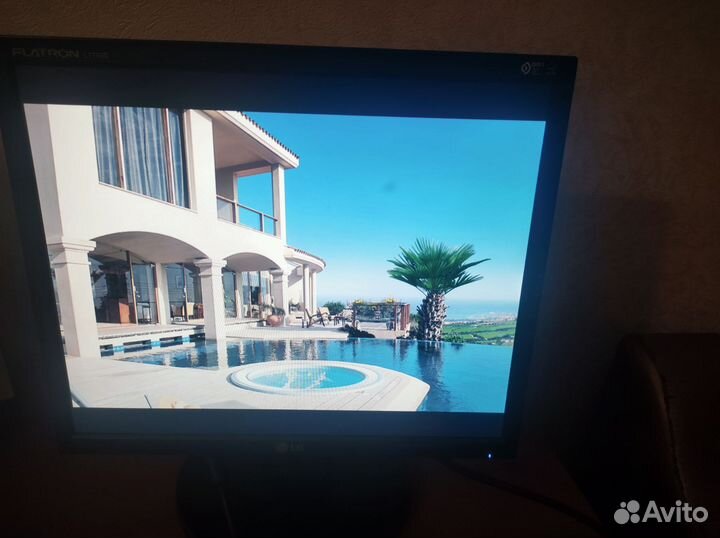 Монитор LG 75 Gz