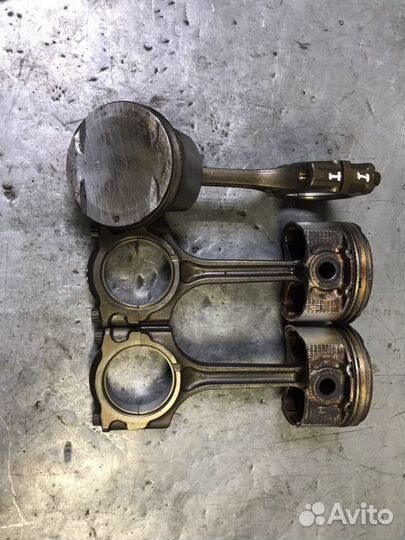 Шатун поршень мазда 3 1.6 Z6