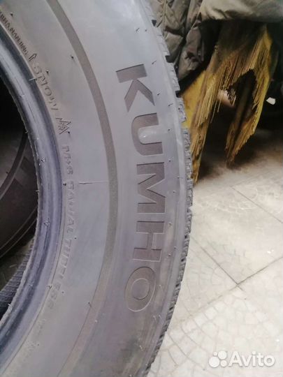 Kumho WinterCraft WS71 255/65 R17 114