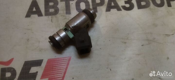 Fiat Punto II (188) Форсунка инжекторная 1.2л