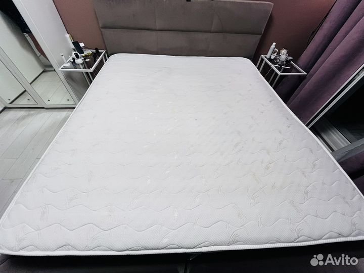 Матрас 180 200 бу