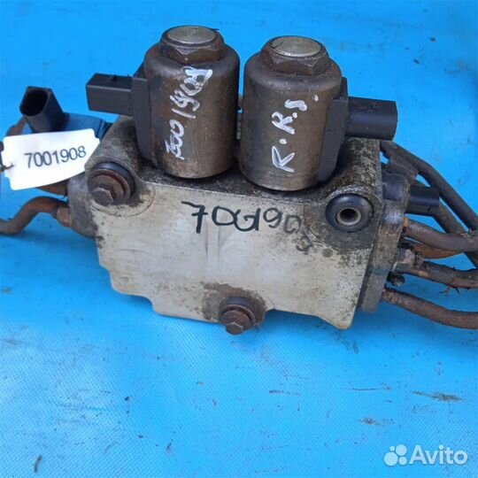 Блок клапанов пневмоподвески Land Rover range ROV