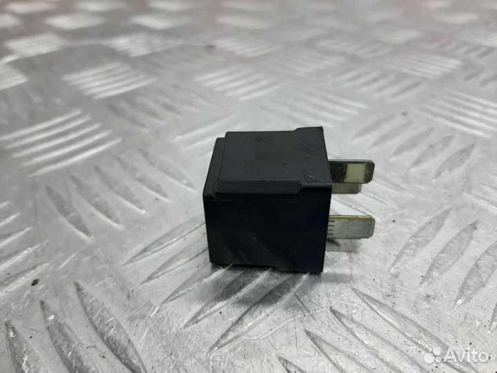 Реле (прочие) Dodge Durango 2 2006 04692181AA