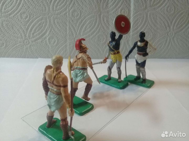 1 - 32. Гладиаторы. italeri