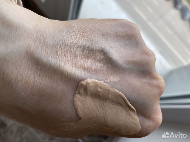 Тональный крем Bobbi Brown