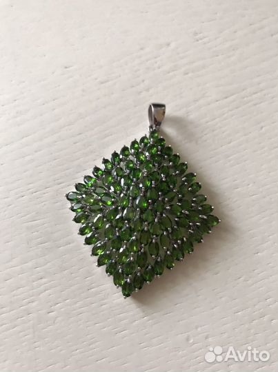 Кулон с Хромдиопсидом