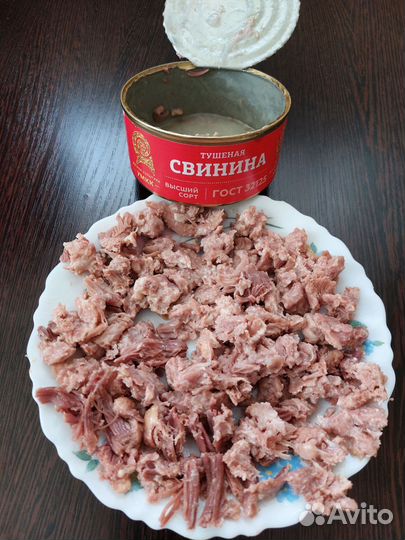 Свинина тушёная