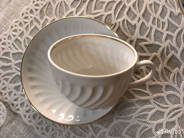 Чайник, сахарница и чайные пары лфз. молочнсаха