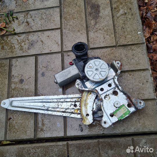 Стеклоподъемник электр. задний правый Byd F3