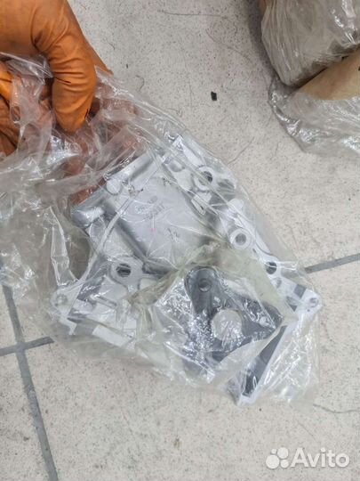 Помпа mazda familia