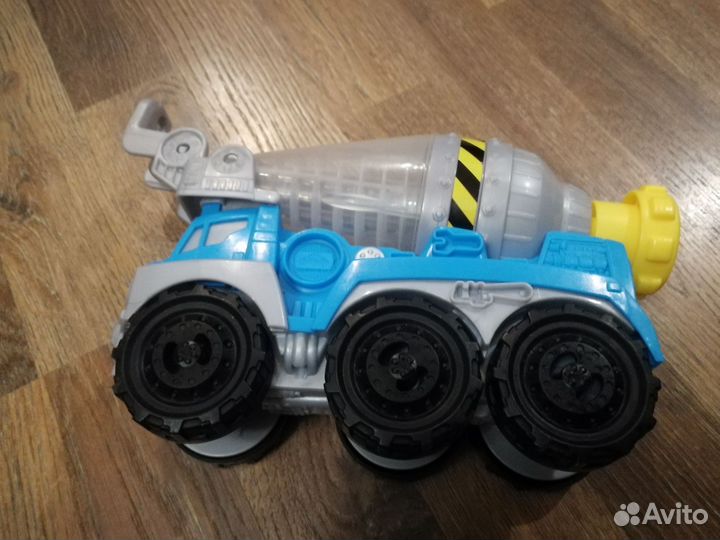 Бетономешалка Hasbro