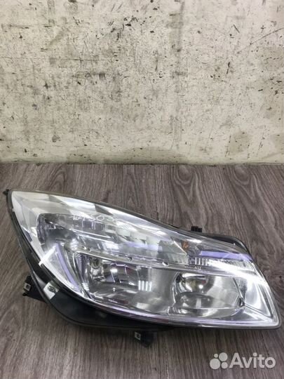Фара передняя правая Opel Insignia хетчбэк 5-ти