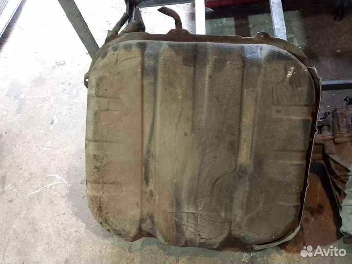 Топливный бак Kia Ceed 1(1.6TDI)