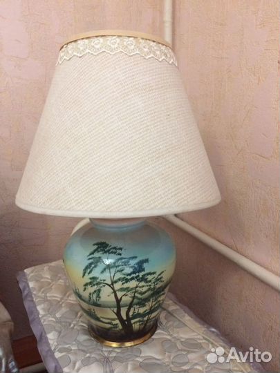 Лампа настольная