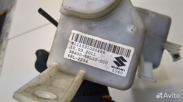 Бачок омывателя Suzuki Swift 2011, 2012