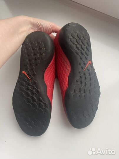 Шиповки nike hyper venom 36