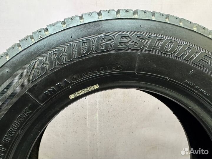 Зимние шины 145R12LT Bridgestone W300